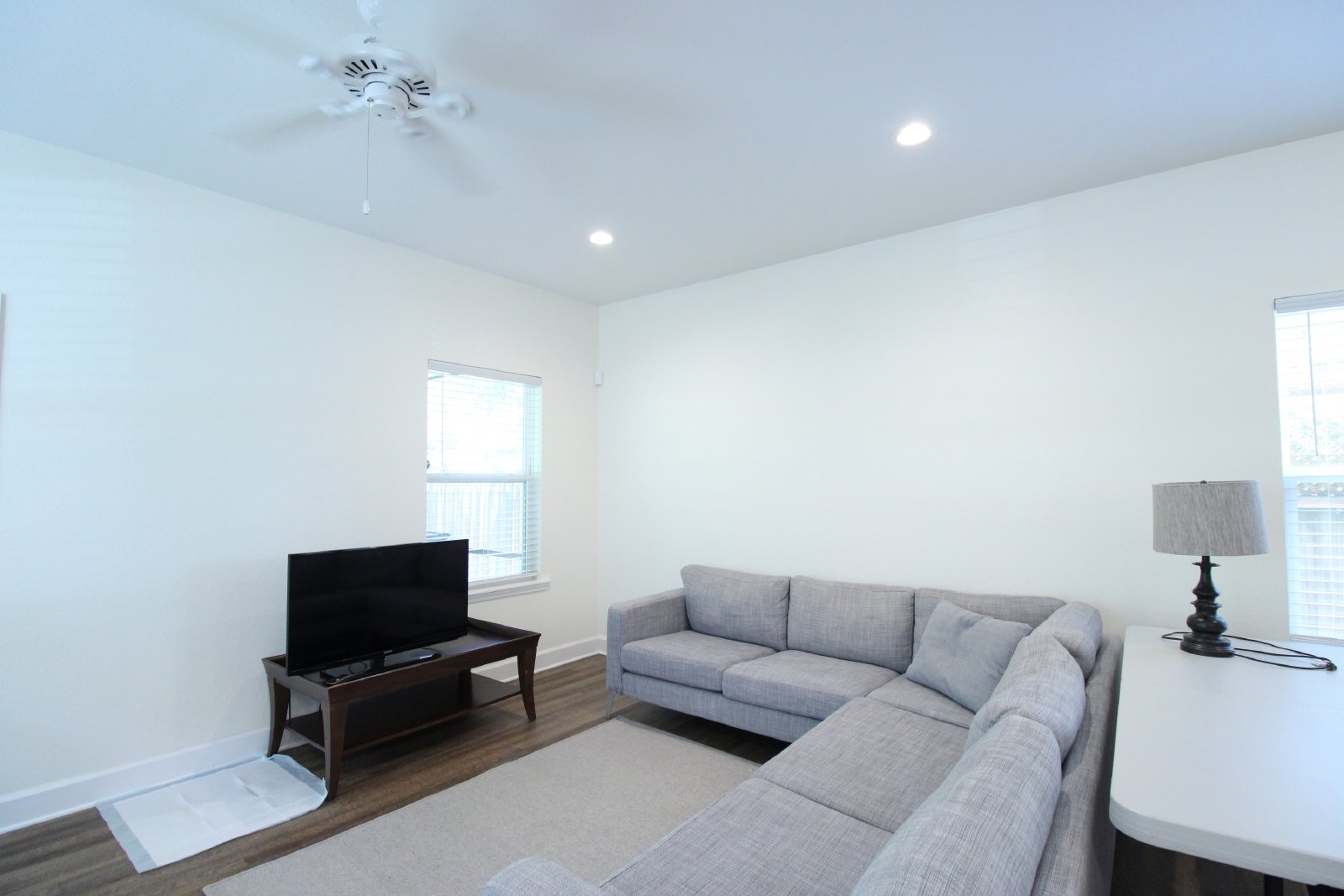 238 Northeast 9th Street - 1 property image