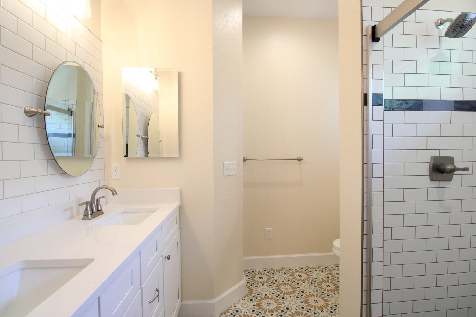 238 Northeast 9th Street - 1 property image