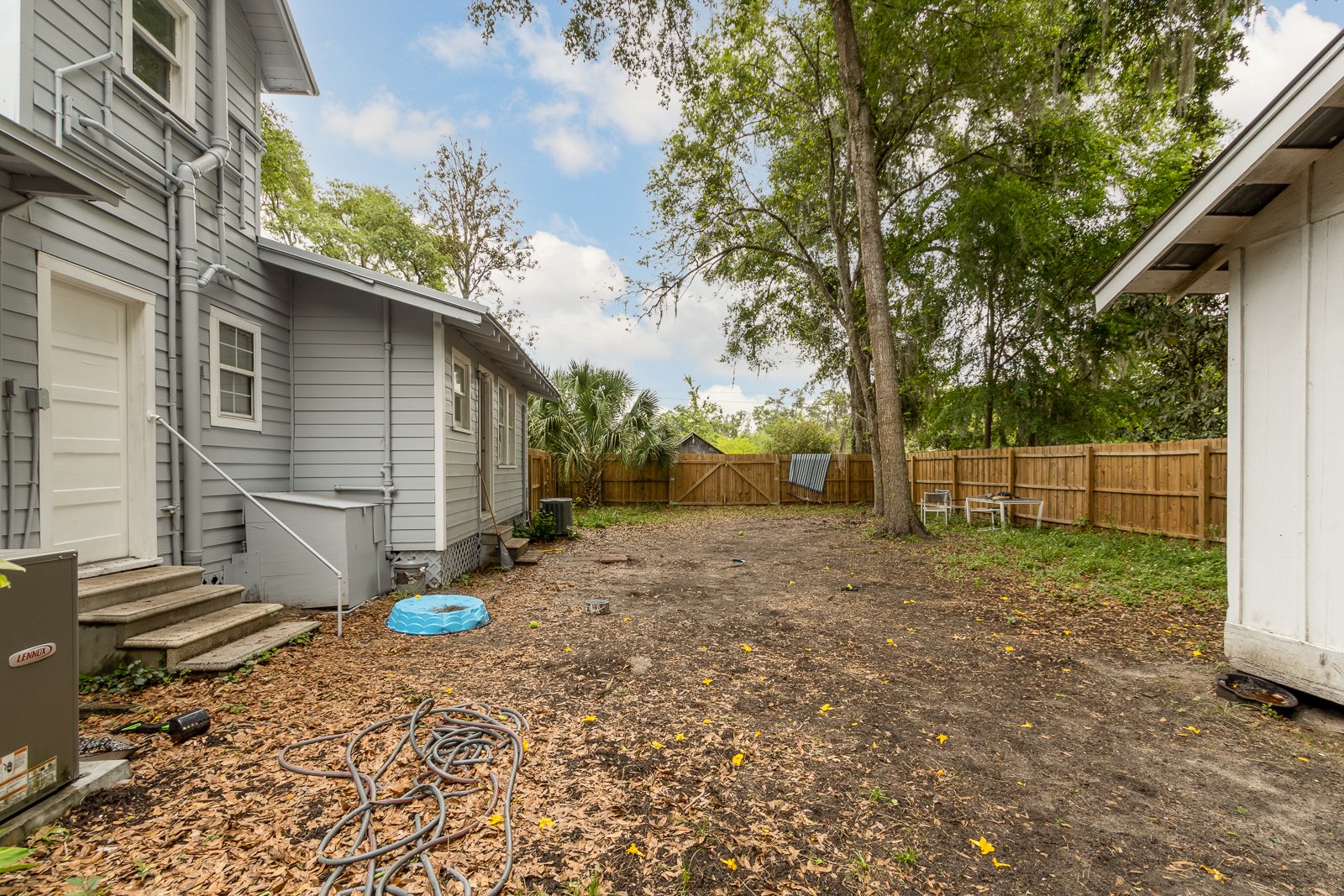 2523 Northwest 6th Street - 1 property image