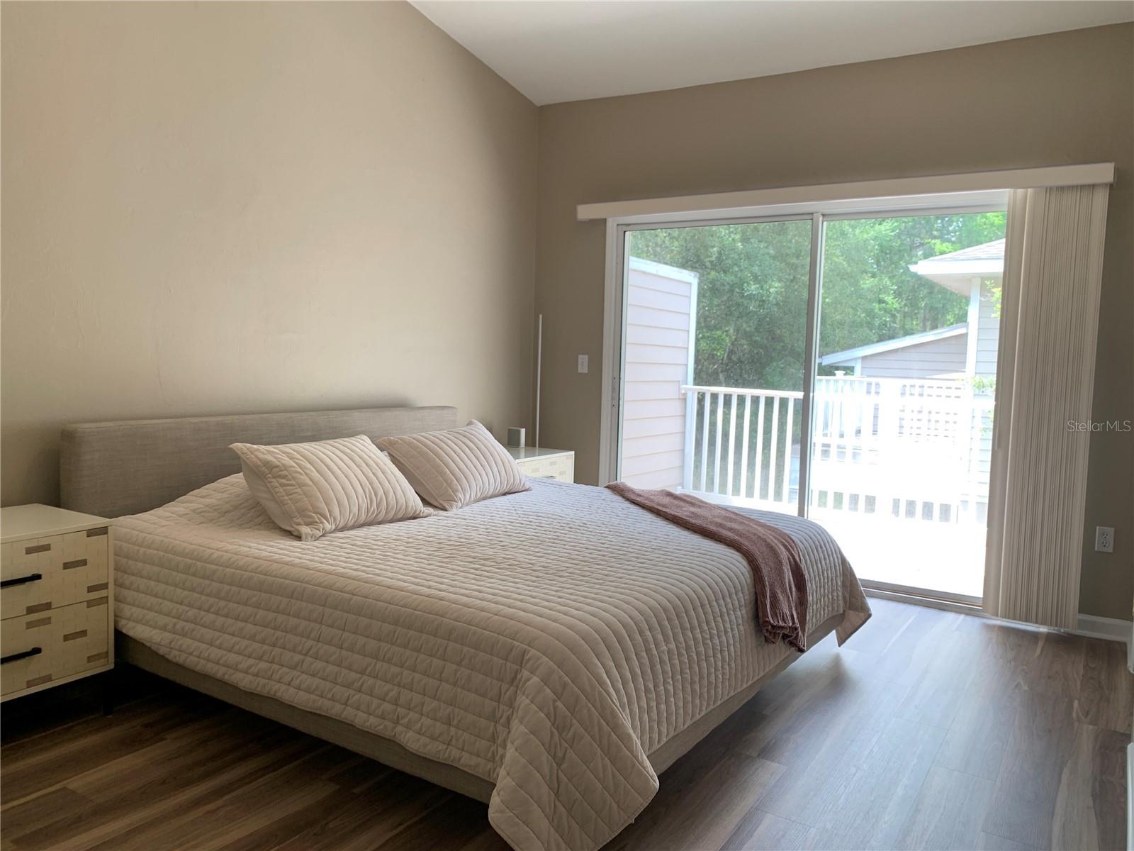 887 Northwest 21st Avenue - 1 property image