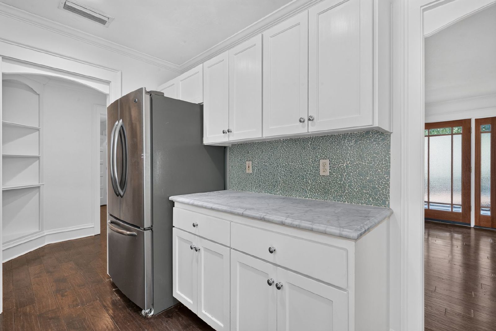 433 Southeast 7th Street - 1 property image