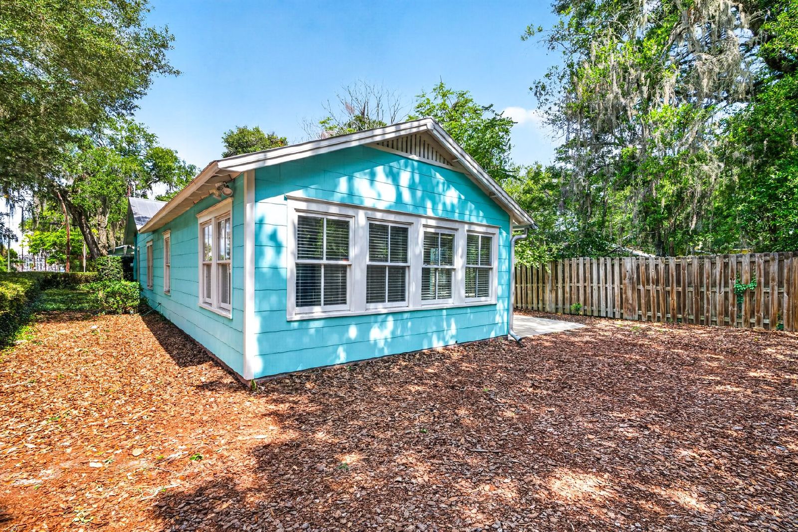 433 Southeast 7th Street - 1 property image