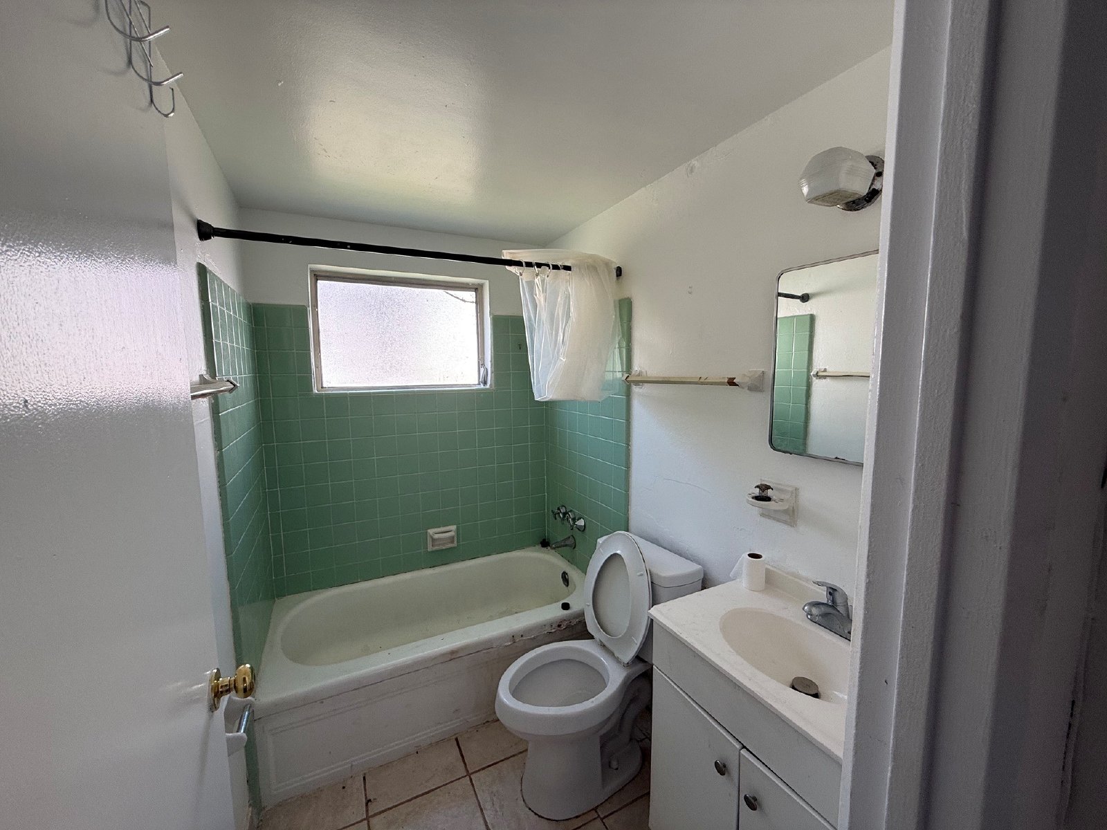 912 SW 6th Avenue property image