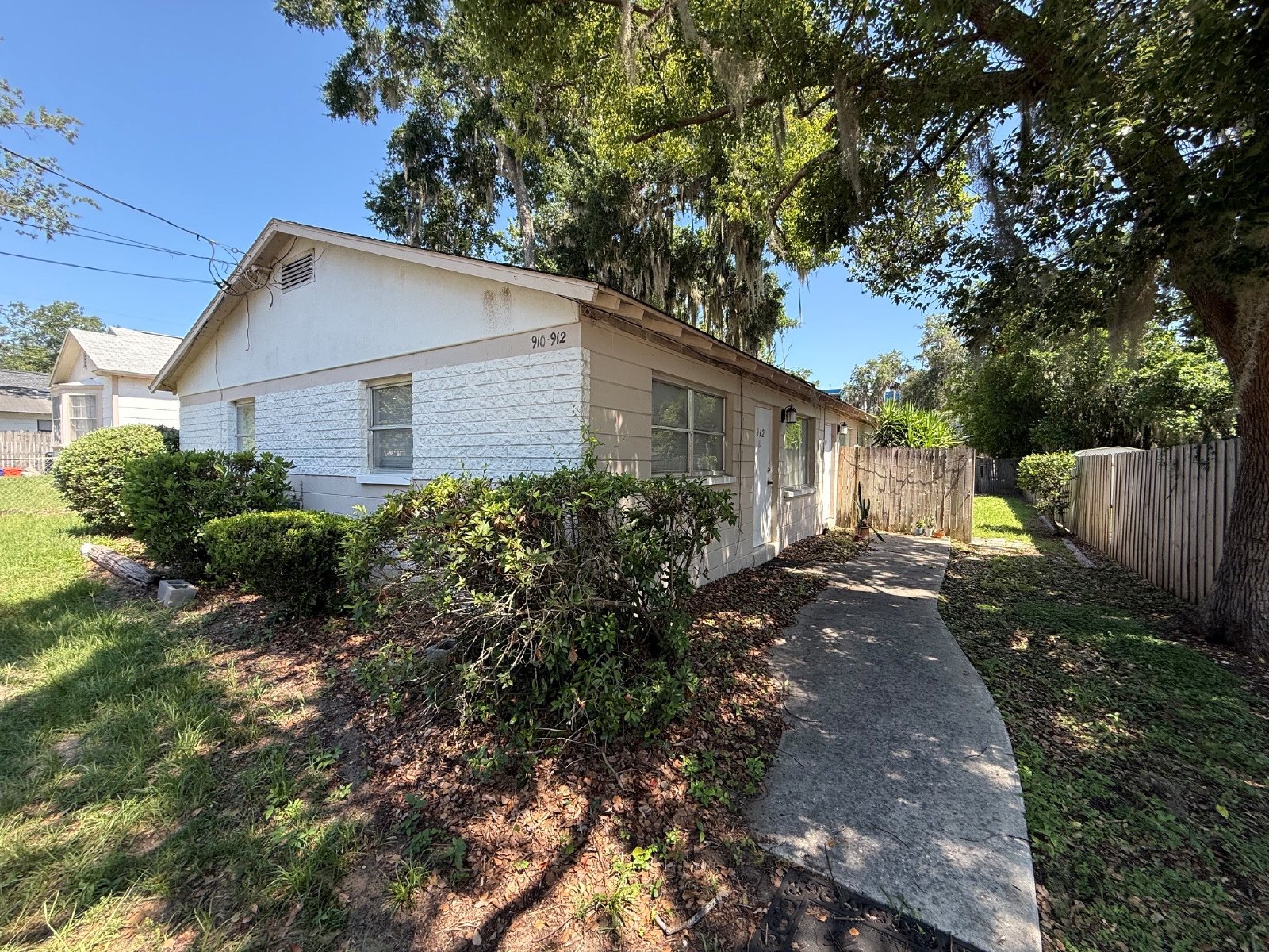 912 SW 6th Avenue property image