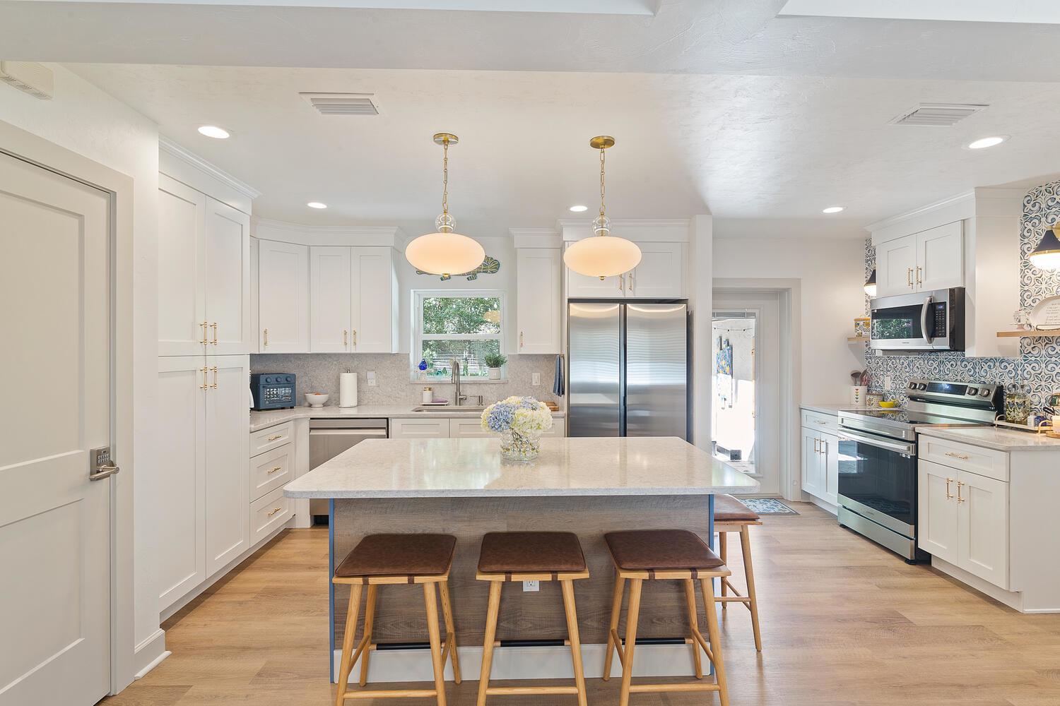 304 Northwest 24th Street - 1 property image