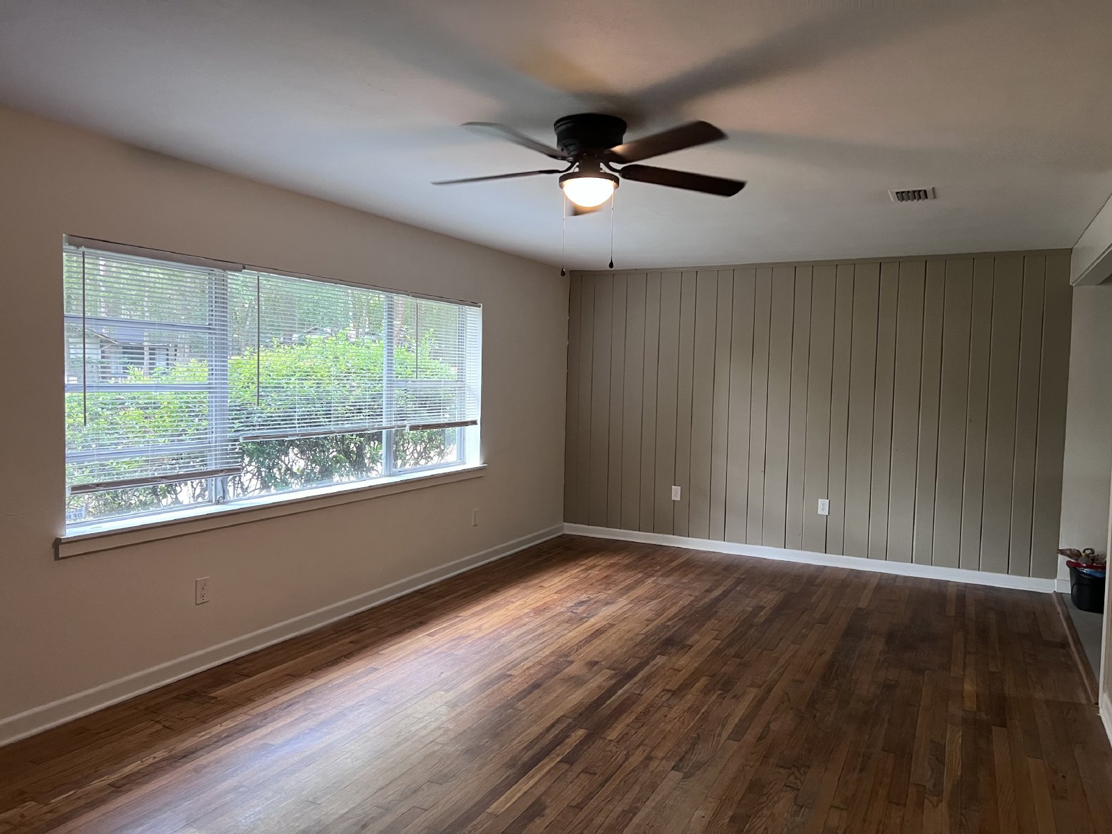 3035 West University Avenue NEW - 1 property image