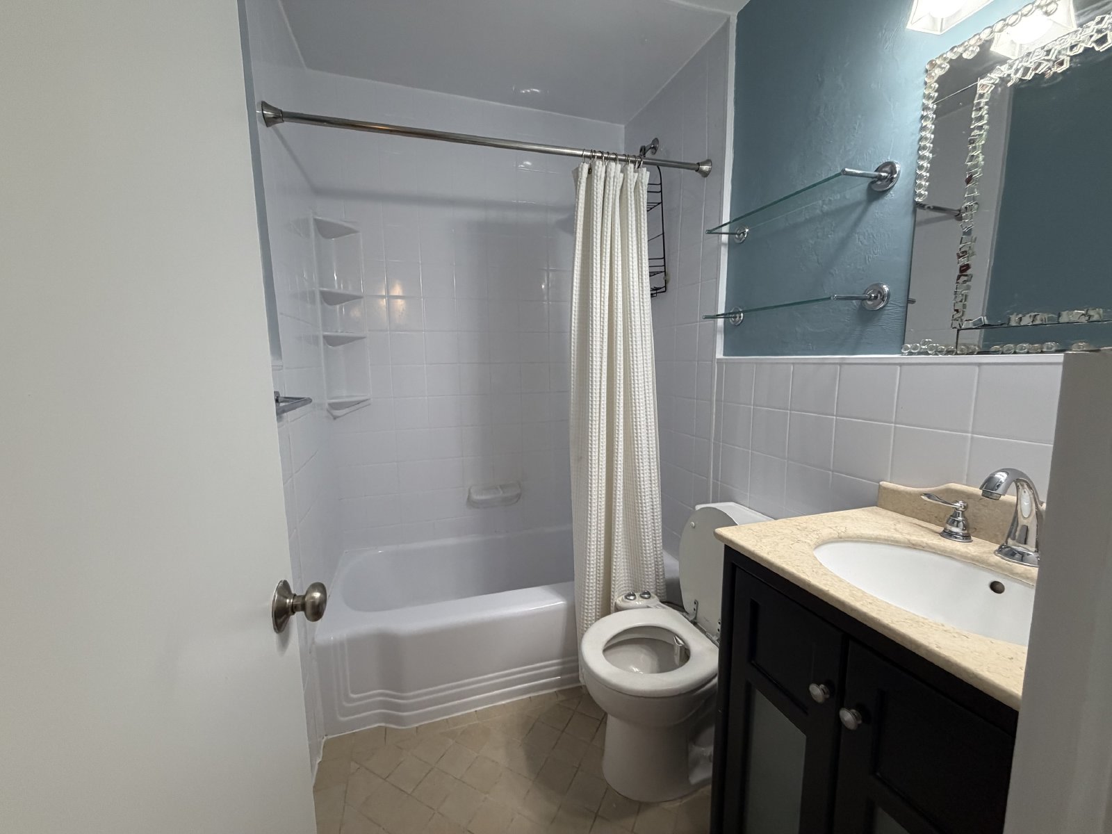 701 Southwest 28 Street - 1 property image