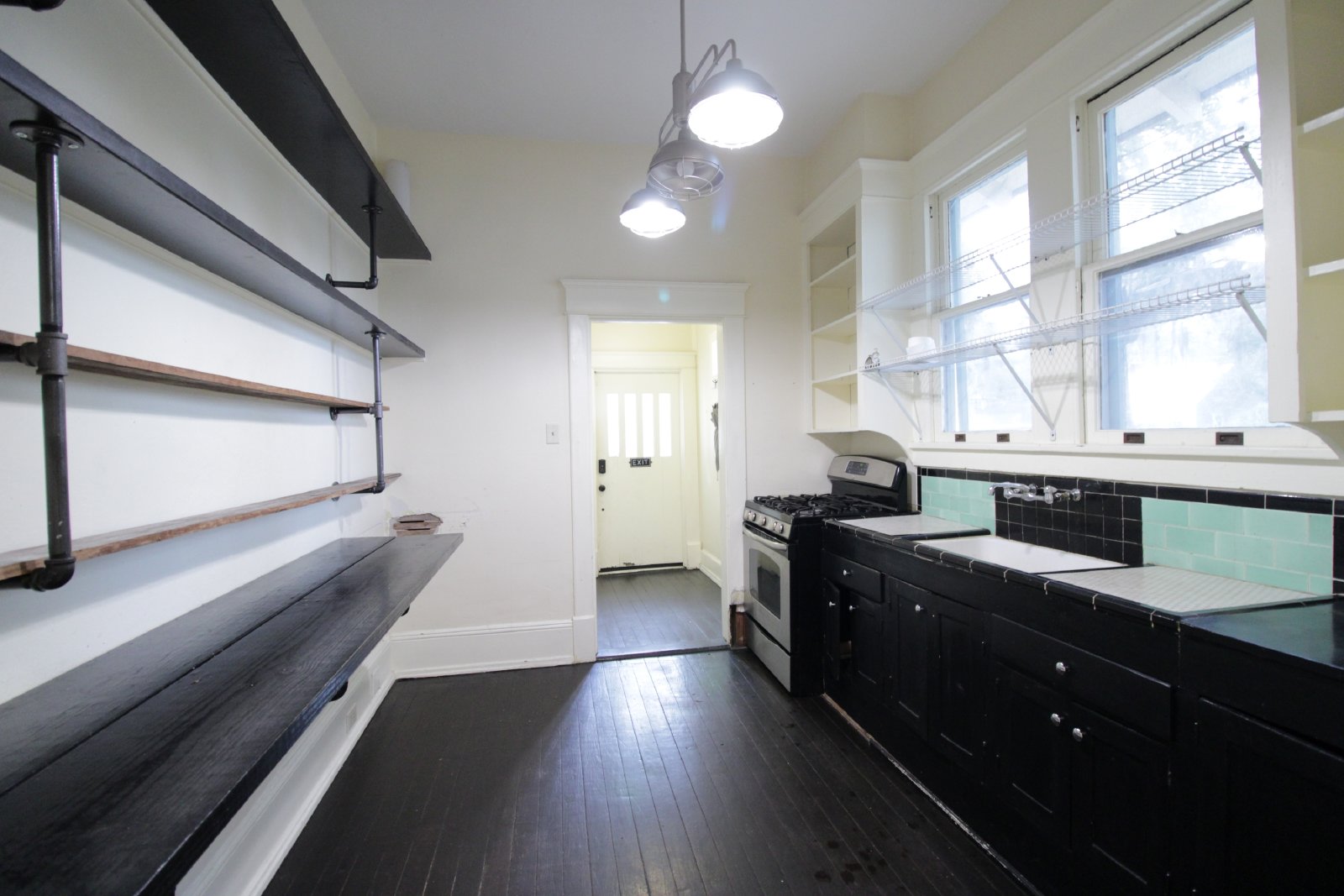 834 East University Avenue - House - 1 property image