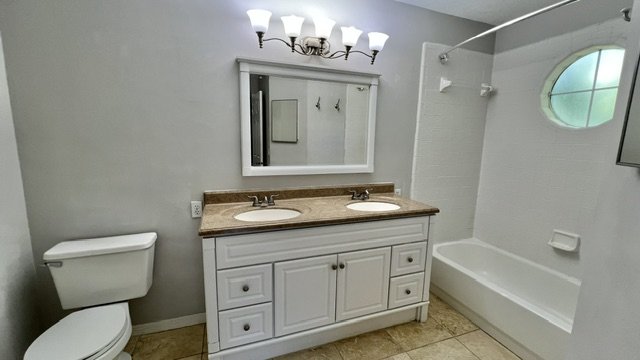 8312 Southwest 61st Place - 1 property image