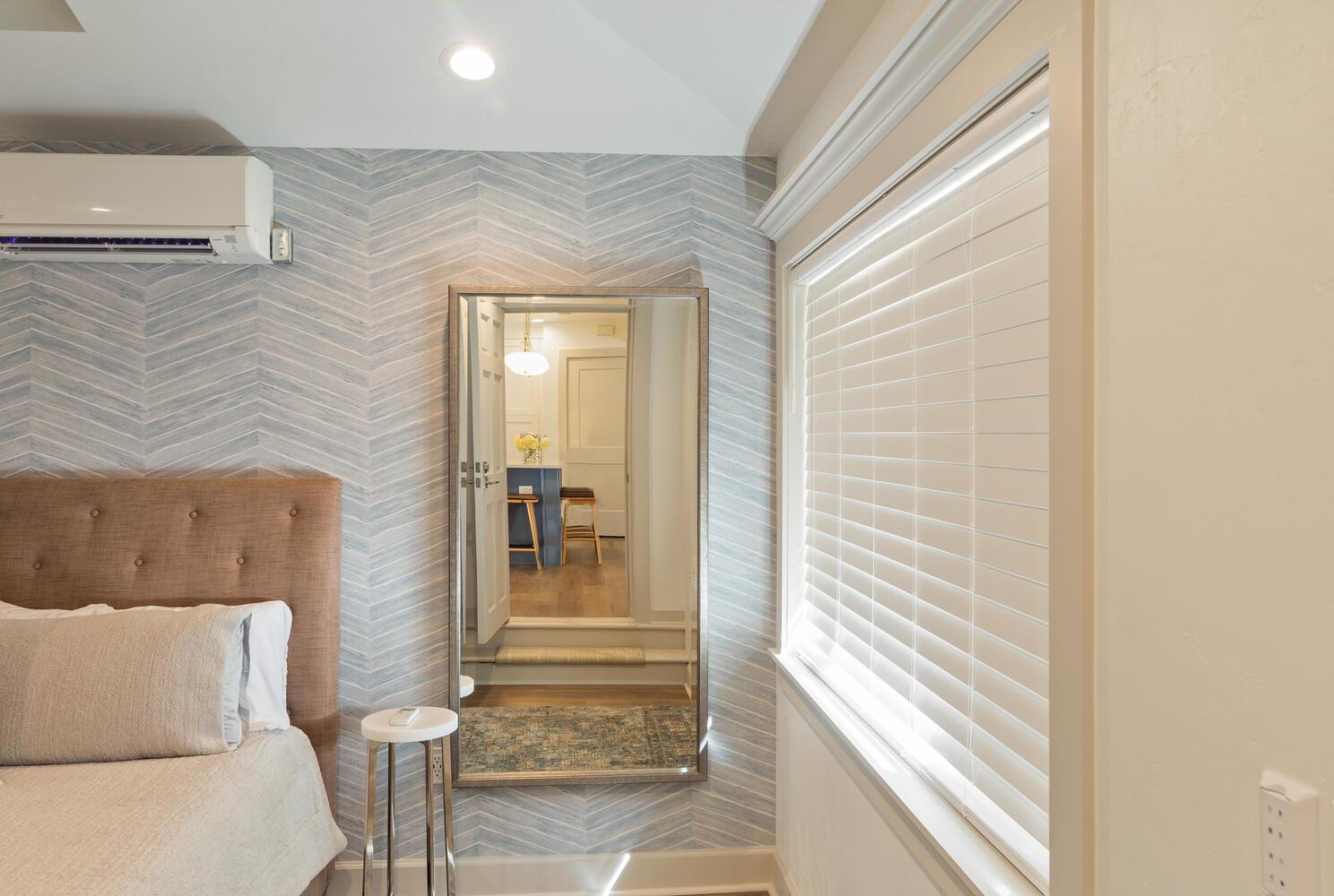 304 Northwest 24th Street - 1 property image