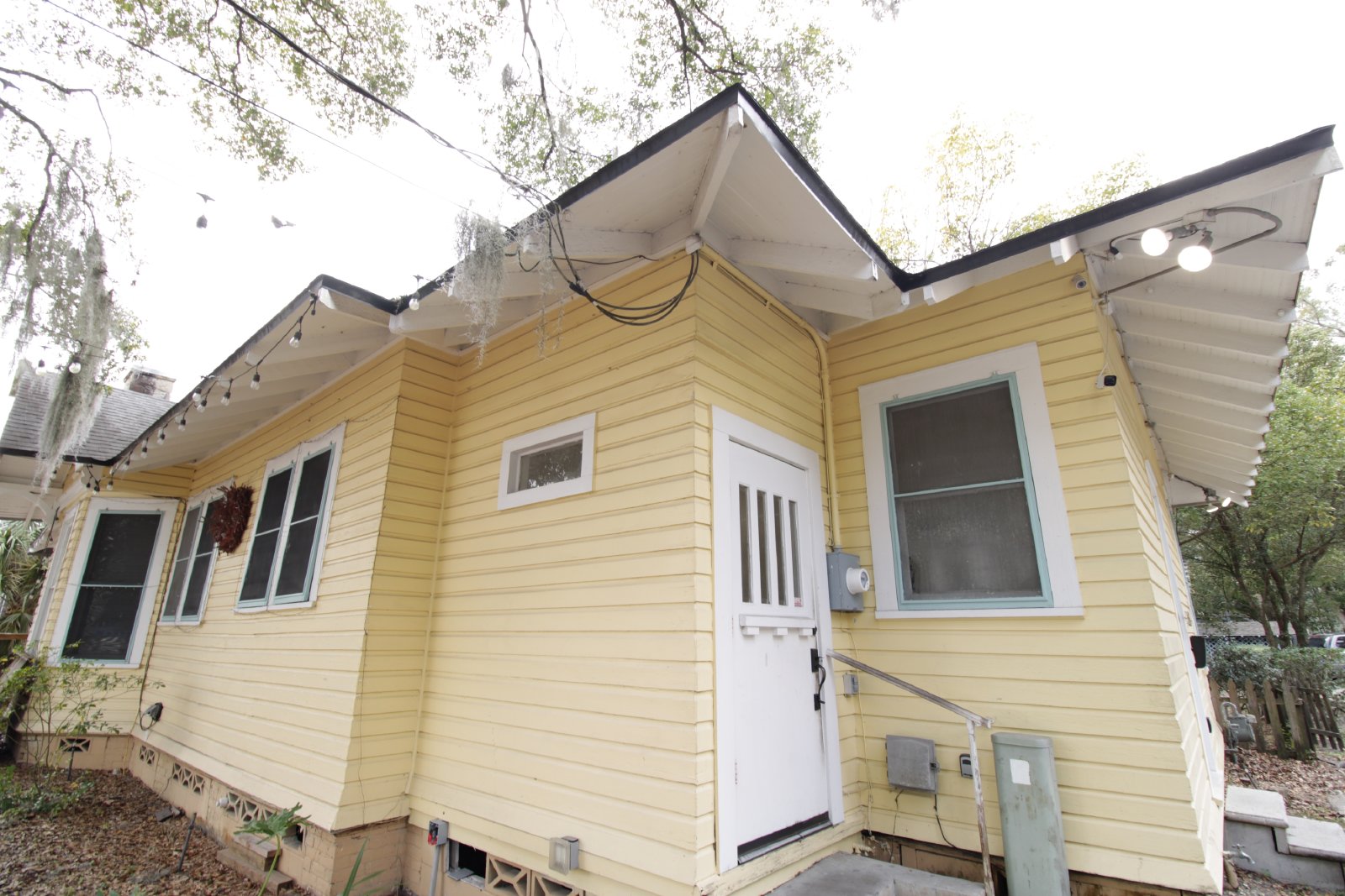 834 East University Avenue - House - 1 property image