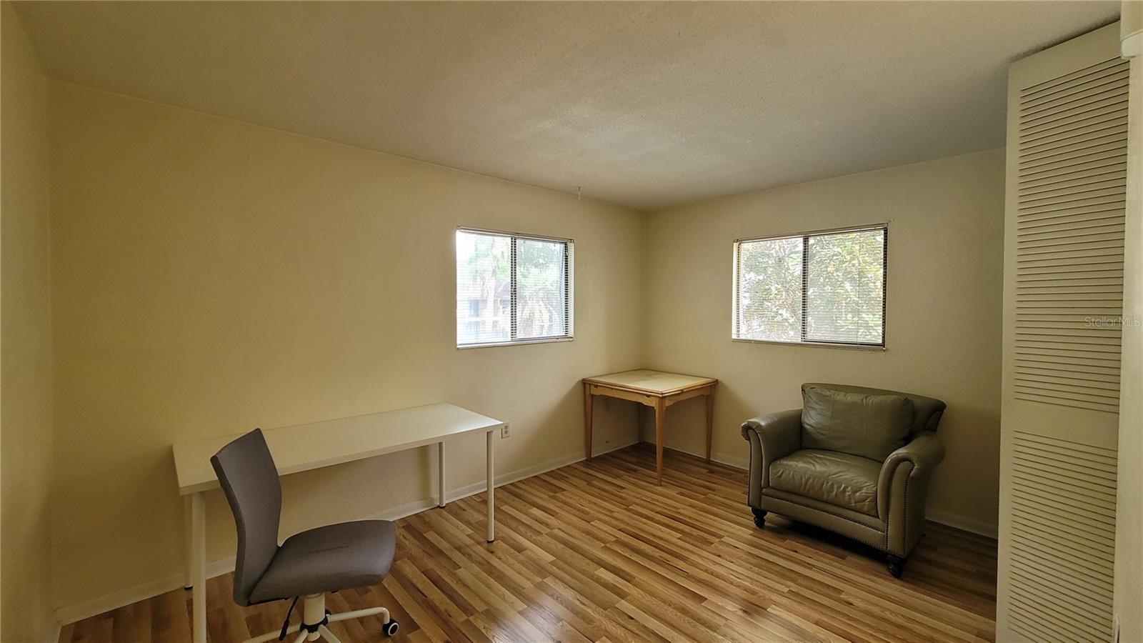 415 Northwest 39th Road - E property image