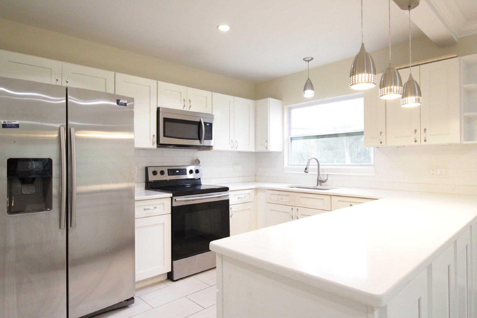 10907 Southwest 24th Avenue - 1 property image