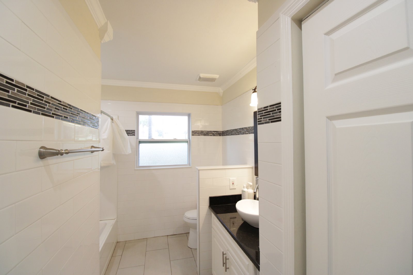 10907 Southwest 24th Avenue - 1 property image