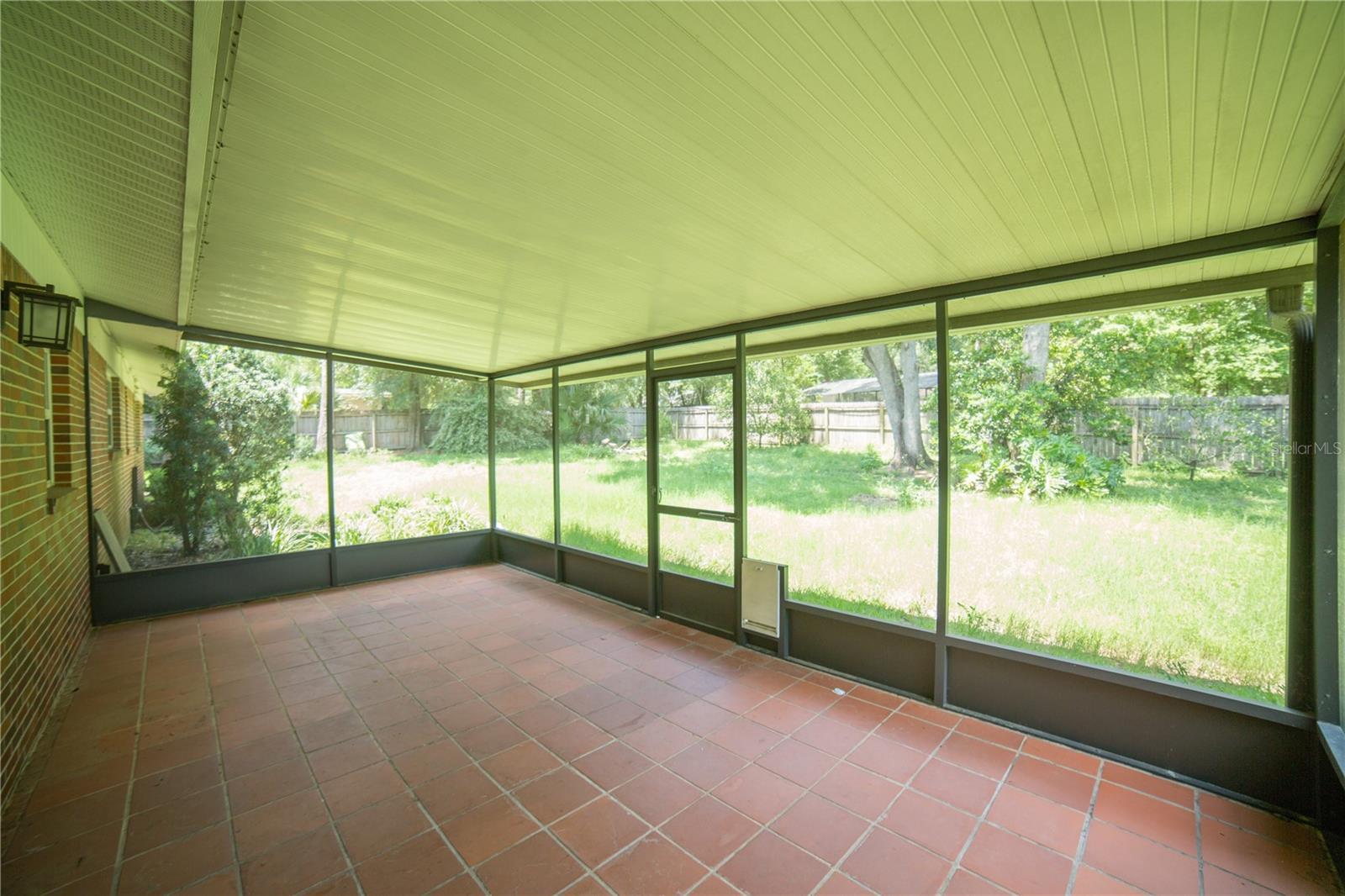 1009 Northwest 39th Drive - 1 property image