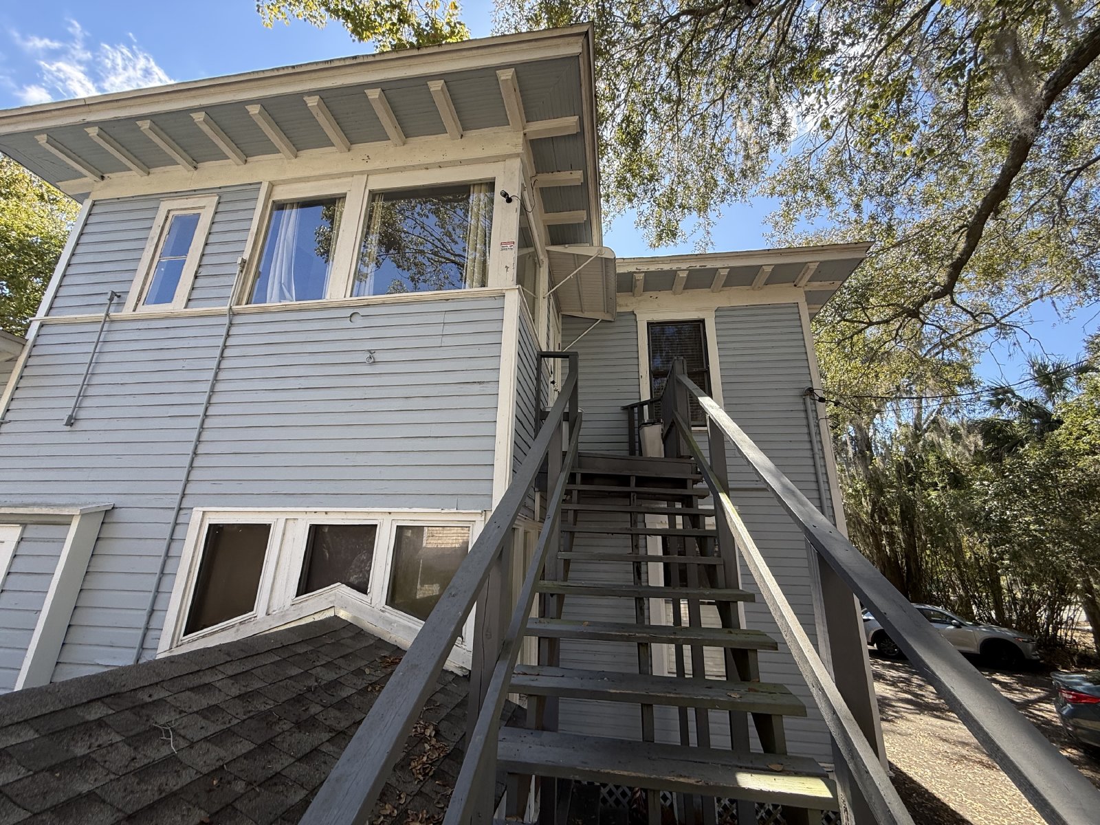 824 East University Avenue - 1 property image