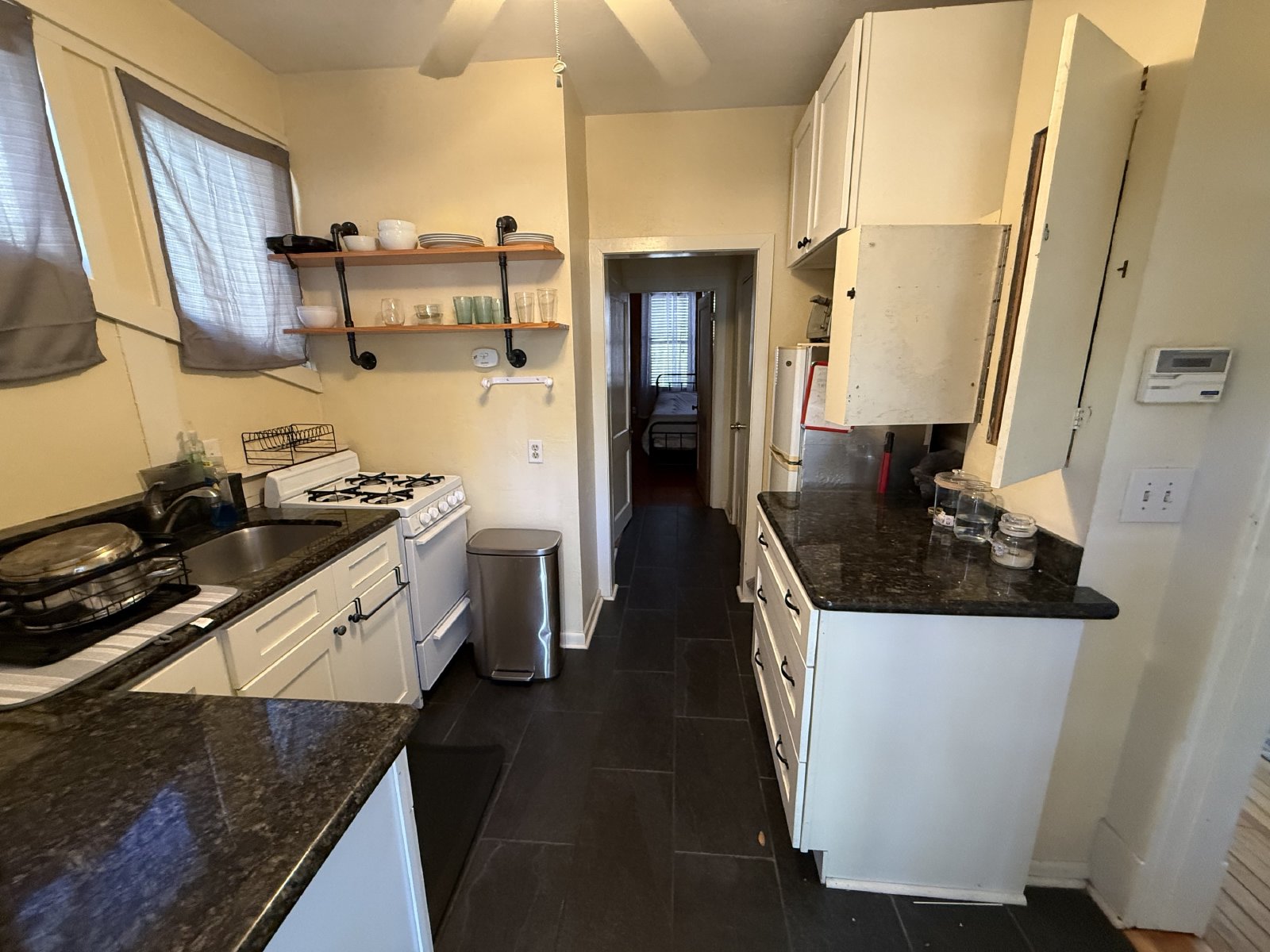 824 East University Avenue - B property image