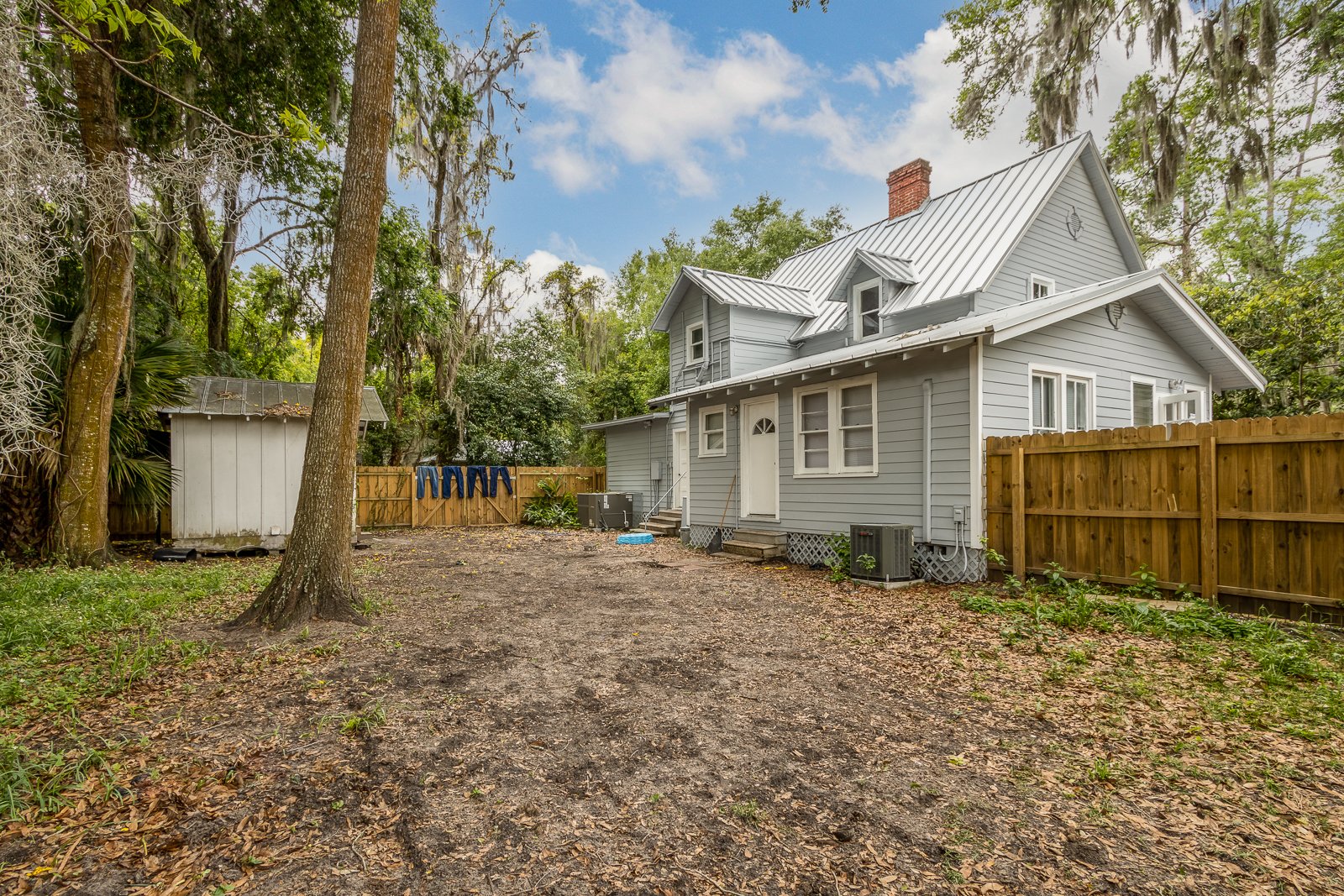 2523 Northwest 6th Street - 3 property image