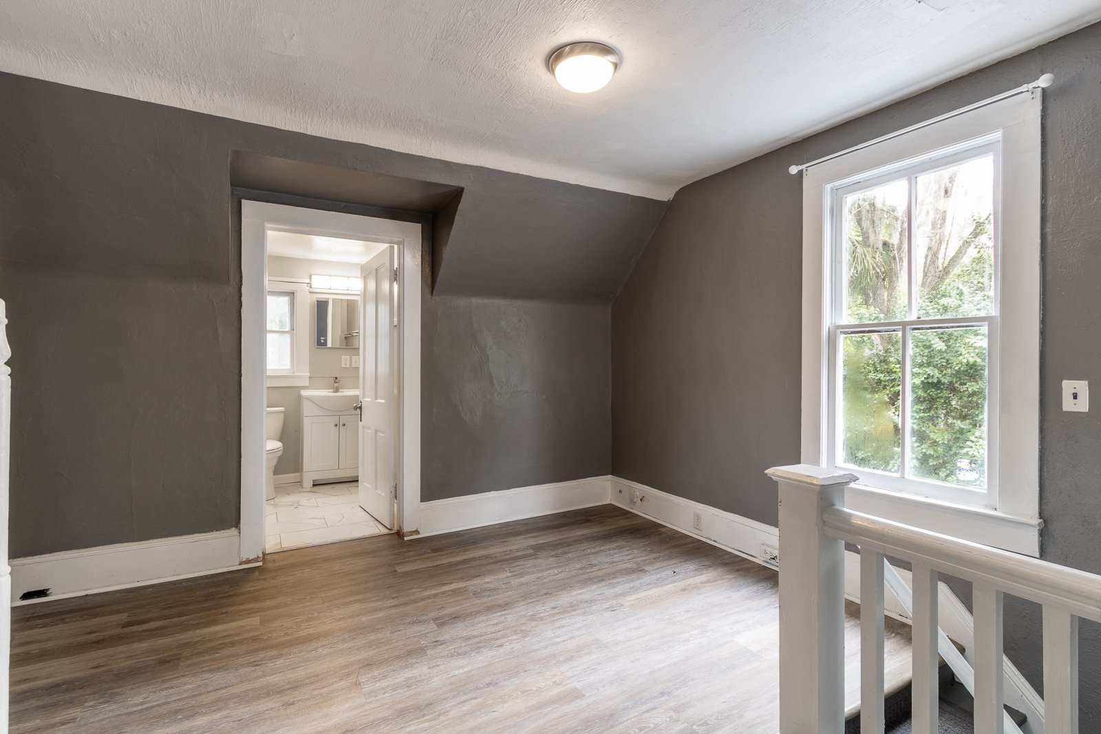 2523 Northwest 6th Street - 3 property image