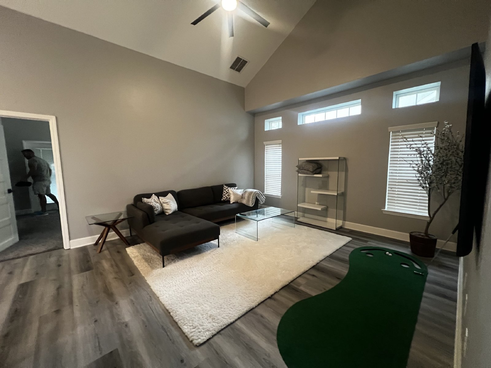 250 Southwest 145th Drive, #21 - 1 property image