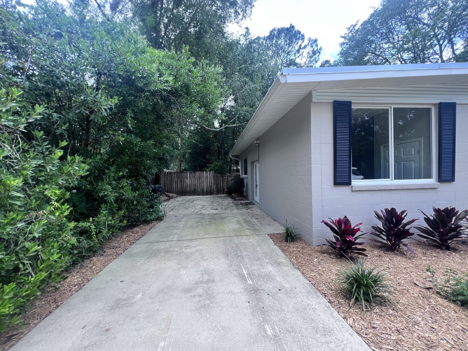 3857 West University Avenue - 1 property image