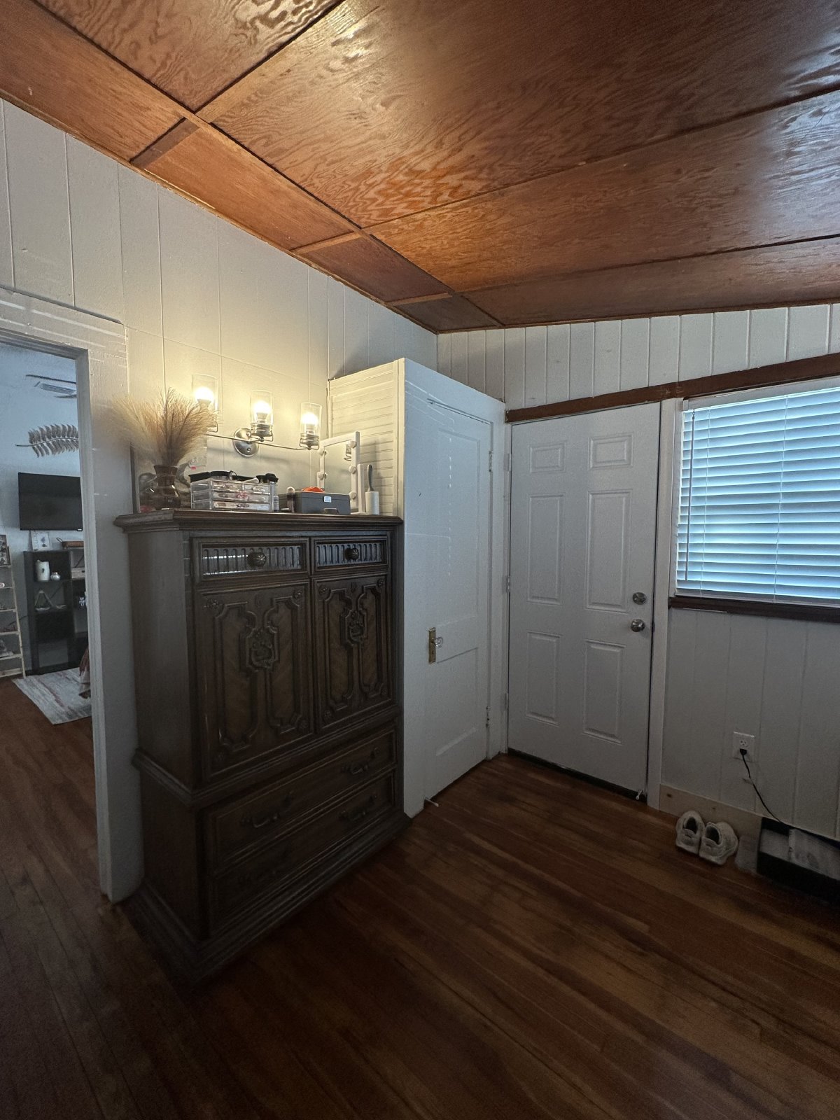 1112 Southwest 3rd Avenue - 1 property image